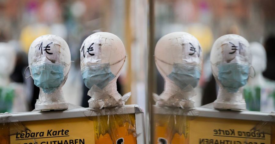 Immer mehr Menschen infizieren sich mit dem Coronavirus. Medizinische Masken sind weiterhin notwendig.