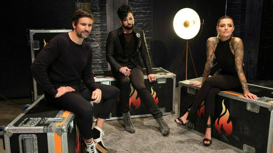 "Grill den Henssler": In der ersten Folge treten (v.r.) Sophia Thomalla, Harald Glööckler und Tom Beck gegen Profikoch Steffen Henssler an. (ili/spot)