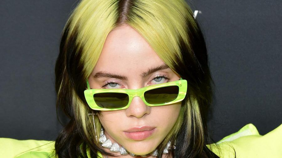 Schwarz und Grün: Diesen Haar-Look hat Billie Eilish sehr lange Zeit getragen (rto/spot)