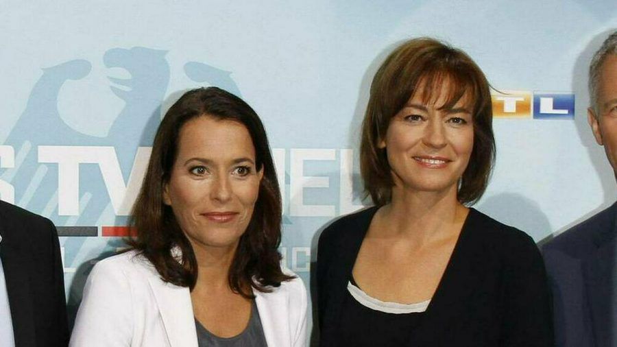 Anne Will (l.) und Maybrit Illner im Jahr 2013. (dr/spot)