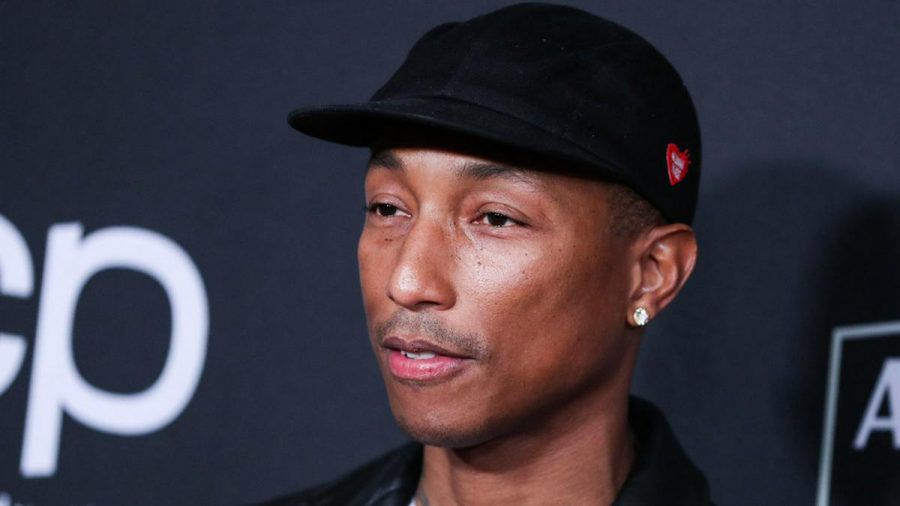 Pharrell Williams bei einem Auftritt in Los Angeles (hub/spot)