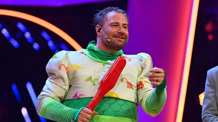 Sasha hat als der Dinosaurier alle bei "The Masked Singer" hinter sich gelassen (stk/spot)