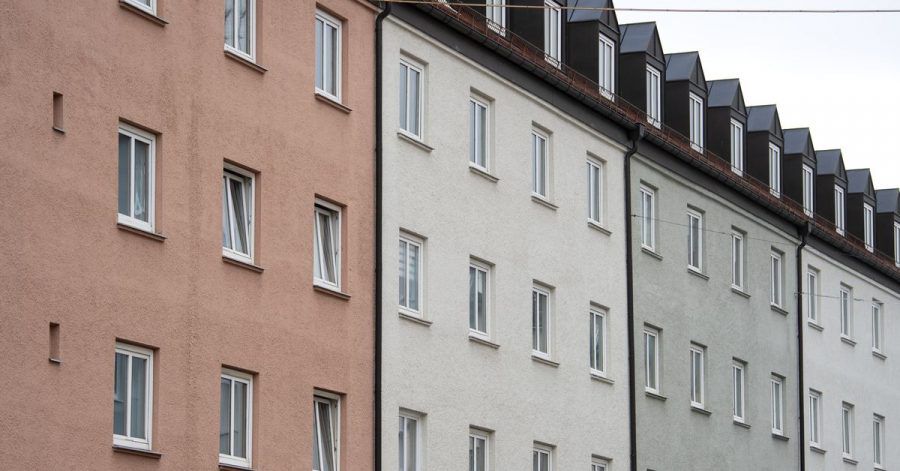 Die Mieten in dieser Wohnanlage im Stadtteil Schwabing sollen drastisch erhöht werden. Der Mieterverein scheiterte nun mit einer Musterfeststellungsklage vor dem BGH.