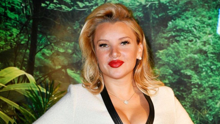 Evelyn Burdecki: Partnersuche per Instagram ist durchaus eine Option