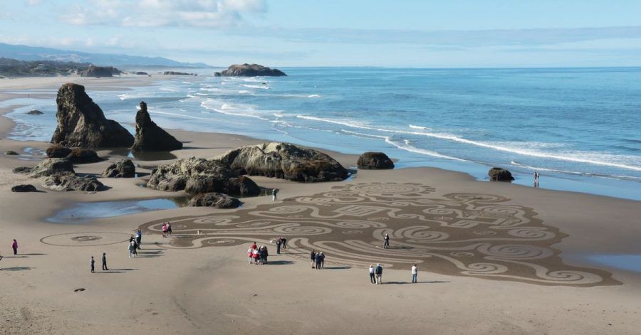 Die Sand Circles am Face Rock State Park sind vergängliche Kunst - der Ozean verwischt die Spuren im Sand.