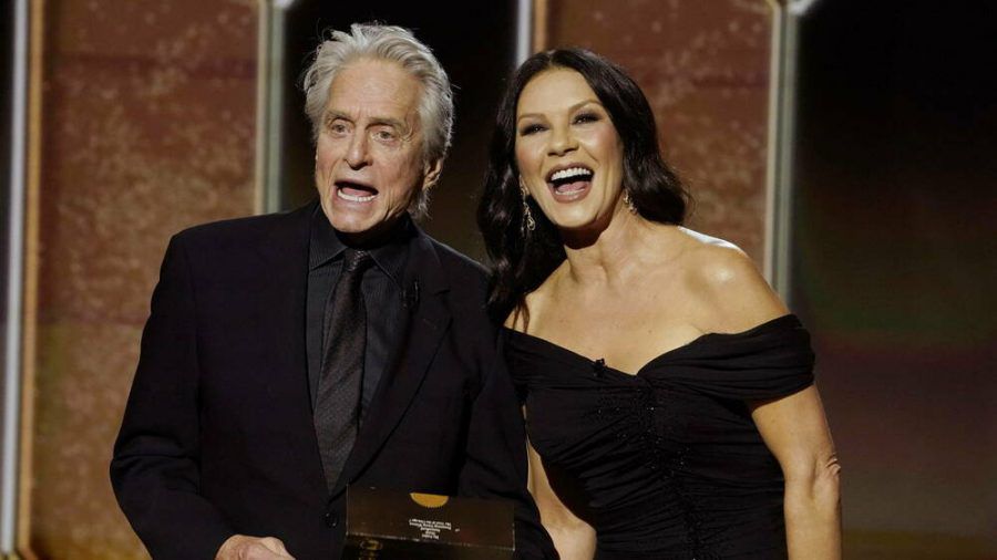 Michael Douglas und Catherine Zeta-Jones hatten bei den Golden Globes 2021 eine gute Zeit. (cos/spot)