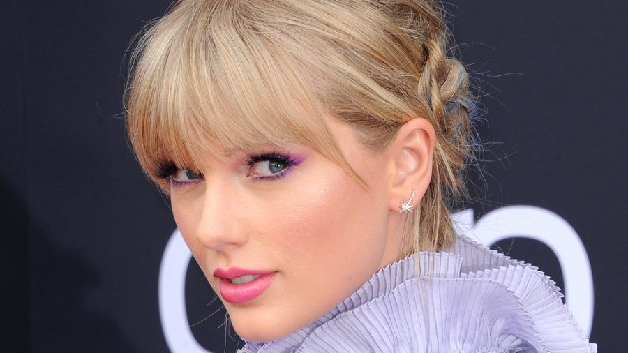 Taylor Swift ist kein Fan der Serie "Ginny & Georgia". (cos/spot)