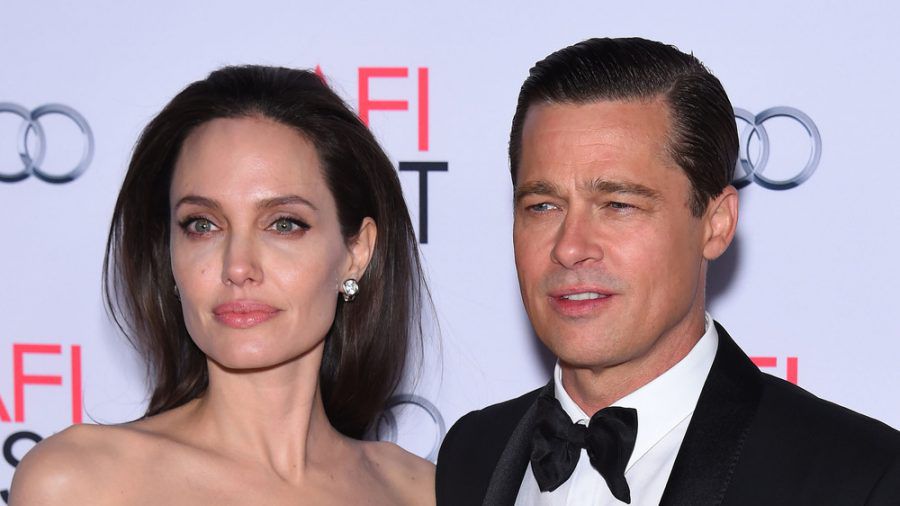 Angelina Jolie und Brad Pitt bei einem gemeinsamen Auftritt 2015 (stk/spot)