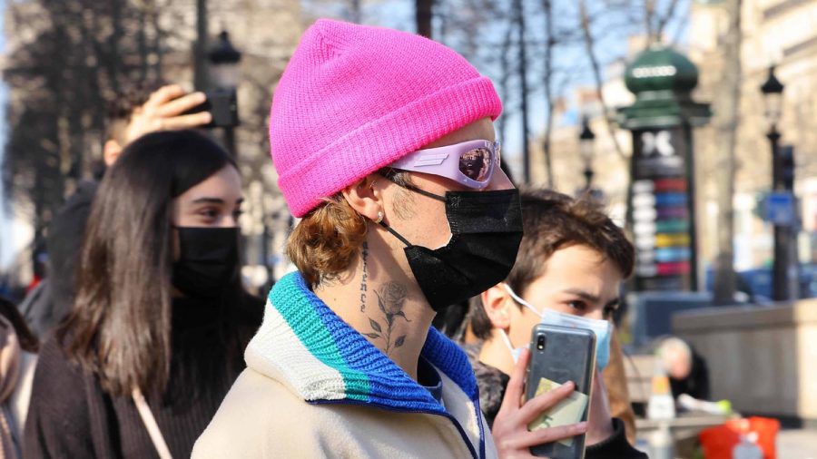 Justin Bieber kündigt die neue Single "Hold On" an