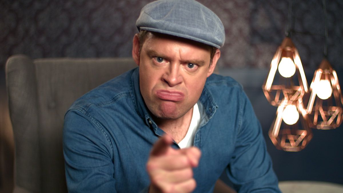 Michael Bully Herbig und 10 Stars in "Last One Laughing": Wer lacht fliegt raus
