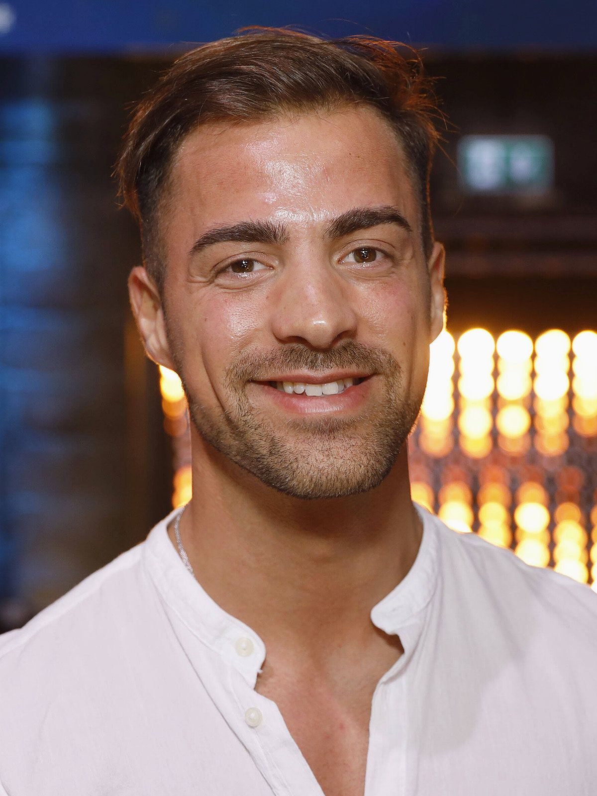 Jenny Frankhauser und Tobi Wegener gehen shoppen