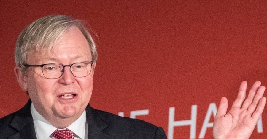 Eigentlich wollte Kevin Rudd in ein Restaurant, plötzlich aber fand er sich in der Rolle eines Chauffeurs wieder.