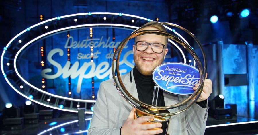 Jan-Marten Block, Sieger der RTL-Castingshow «Deutschland sucht den Superstar», steht auf der Bühne.