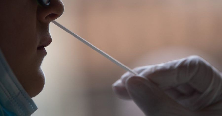 RKI registriert fast 18.000 neue Corona-Infektionen. Die Zahlen steigen weiter an.