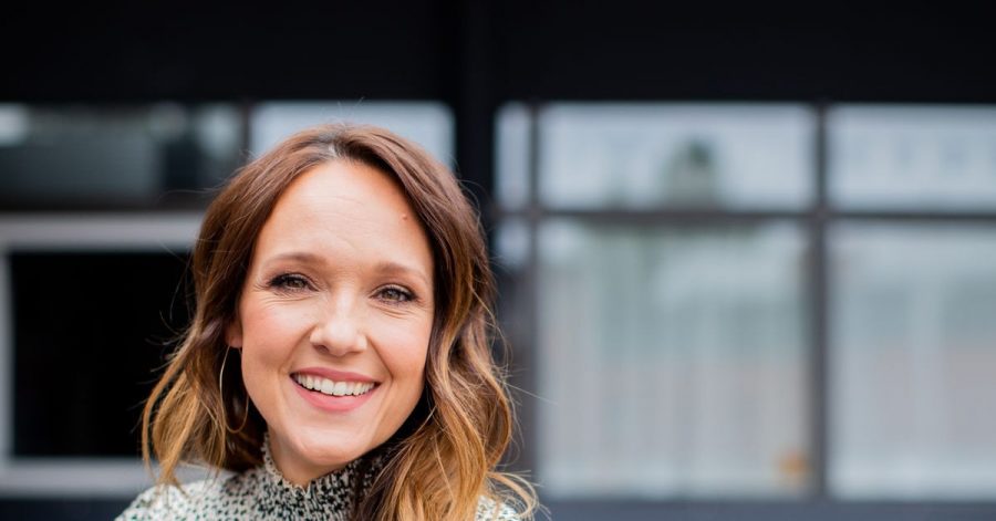 Carolin Kebekus, Komikerin, Sängerin, Synchronsprecherin, Schauspielerin und Fernsehmoderatorin, aufgenommen im Anschluss an eine Aufzeichnung von "Die Carolin Kebekus Show" am Studio König.