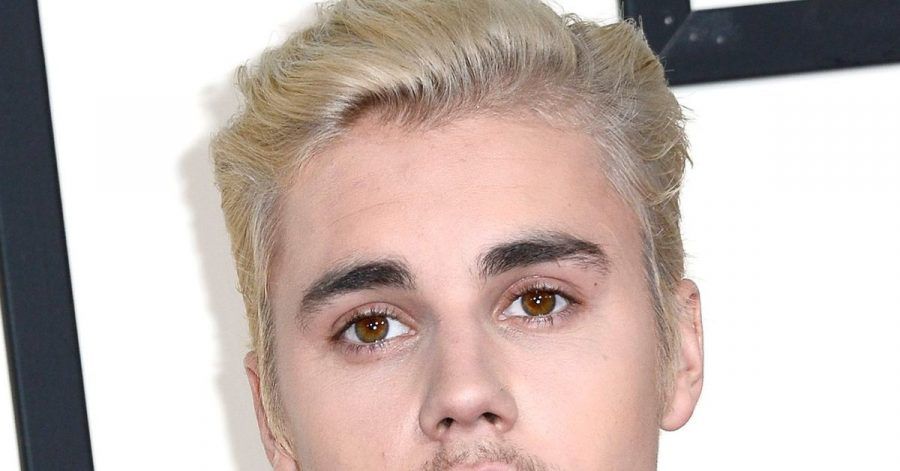 Justin Bieber hat eine Osterüberraschung für seine Fans parat.