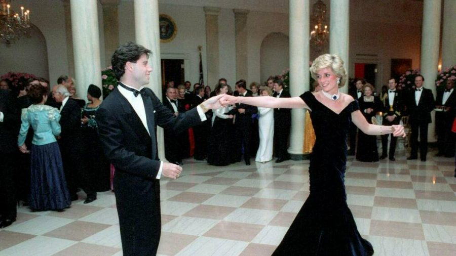 John Travolta und Prinzessin Diana bei ihrem Tanz 1985 im Weißen Haus (ili/spot)