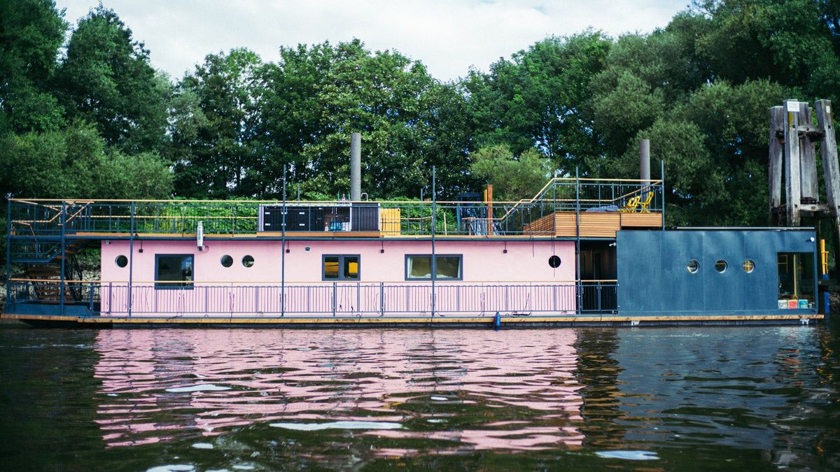 „Das Hausboot“: Wie man einen Haufen Schrott zum Netflix-Hit macht