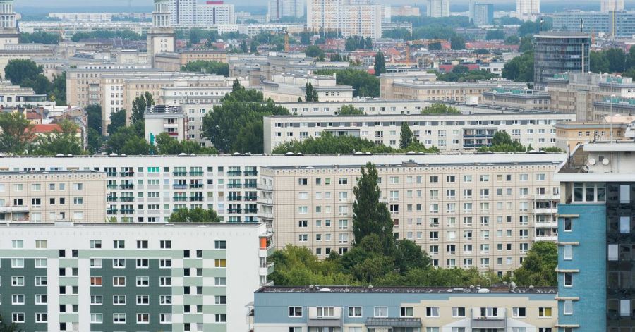 Das neue WEG-Gesetz gibt Verwaltern mehr Befugnisse. Eigentümergemeinschaften können ihren Verwaltervertrag jetzt erneuern.