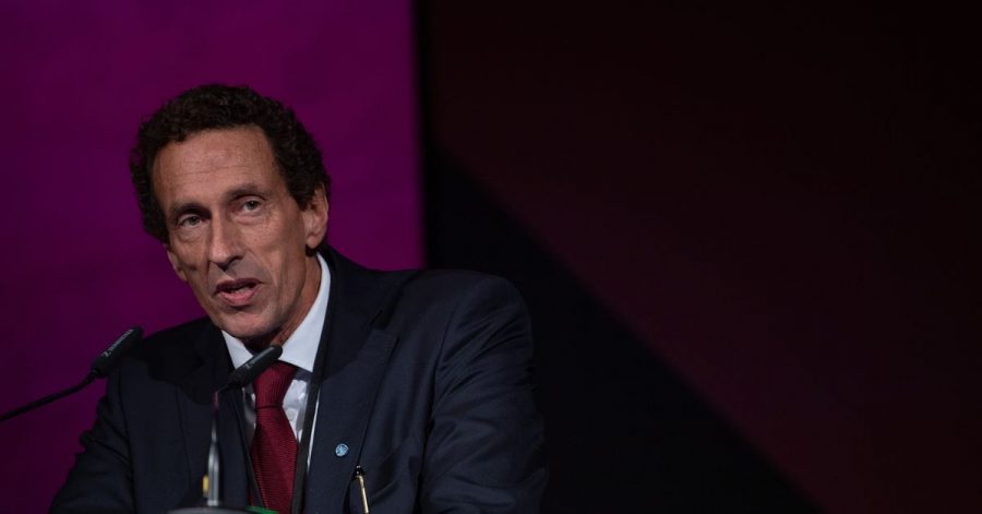 Julian Nida-Rümelin hat sich in Salzburg angekündigt.