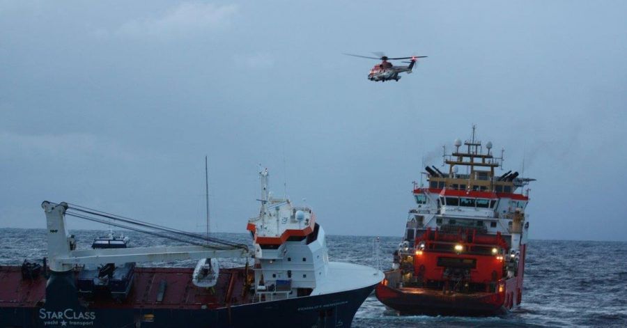 Das niederländische Frachtschiff «Eemslift Hendrika» treibt ohne Besatzung vor Norwegen. Das Schiff hat rund 350 Tonnen Schweröl und 50 Tonnen Diesel an Bord.
