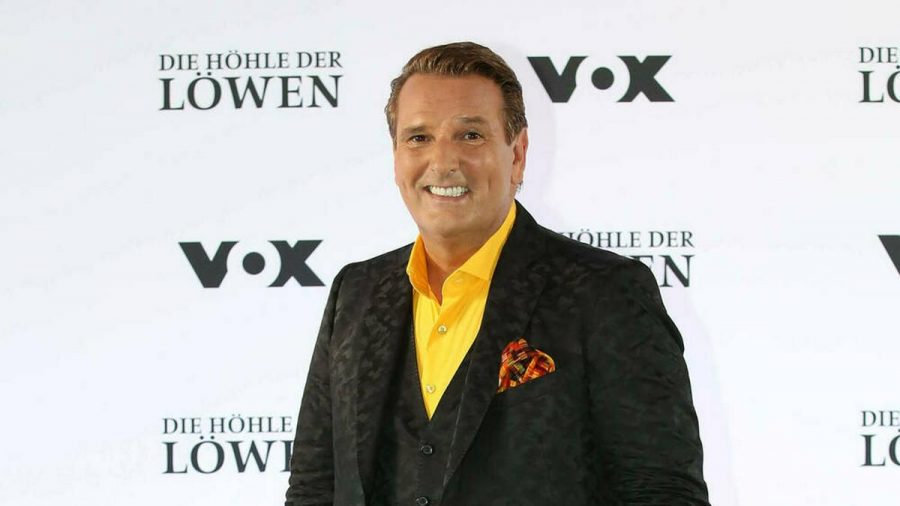 Ralf Dümmel stellt sich der Kritik, die sich im Netz unter dem Begriff #pinkygate formiert hat. (stk/spot)
