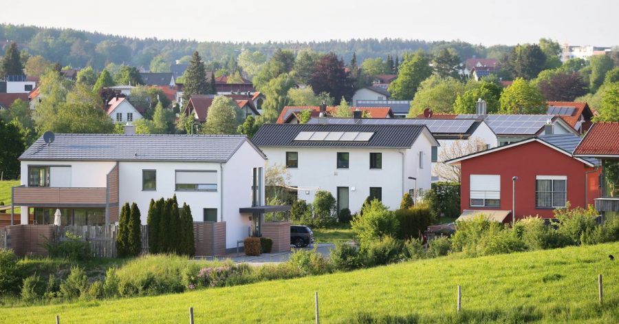 Viele Menschen wollen derzeit lieber in kleineren Orten leben. Große Metropolen zählen nicht zu den bevorzugten Wohnorten.