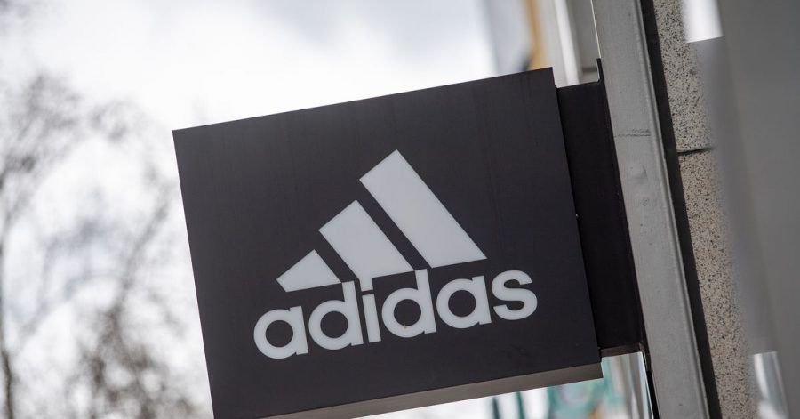 Große Markenhersteller wie Adidas, Miele und Co. umgehen immer öfter den Handel und verkaufen direkt an die Konsumenten.