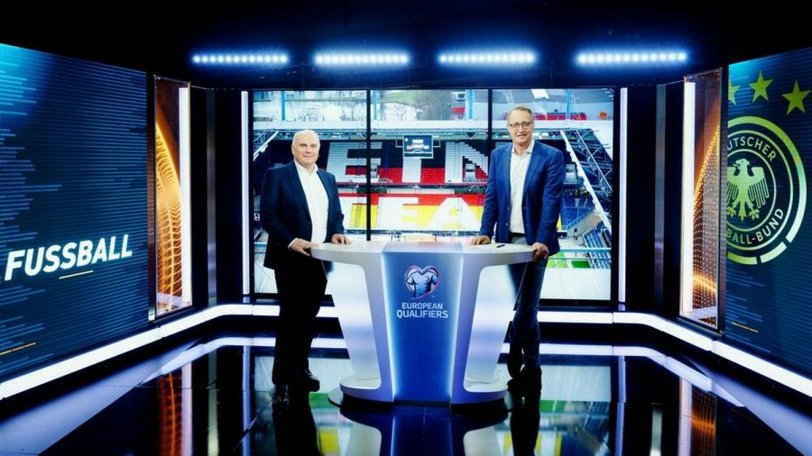 Uli Hoeneß (li.) und Florian König im RTL-Studio. (mia/spot)