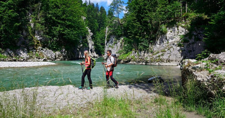 Die Entenlochklamm ist das Highlight auf der Raftingtour auf der Tiroler Achen.