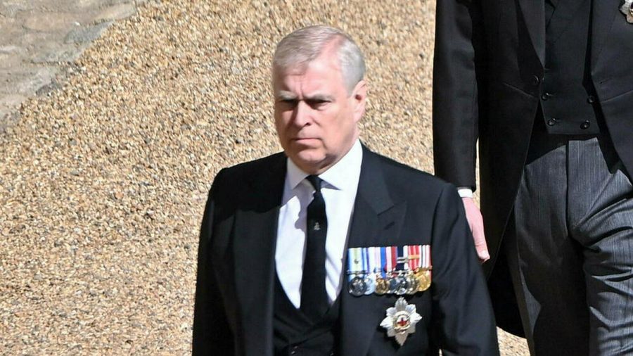 Prinz Andrew auf der Beerdigung von Prinz Philip am vergangenen Samstag (stk/spot)
