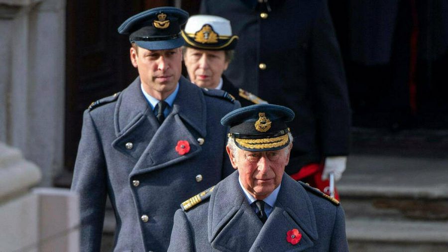 Noch steht Prinz William (l.) in der britischen Thronfolge hinter seinem Vater Prinz Charles. (wag/spot)