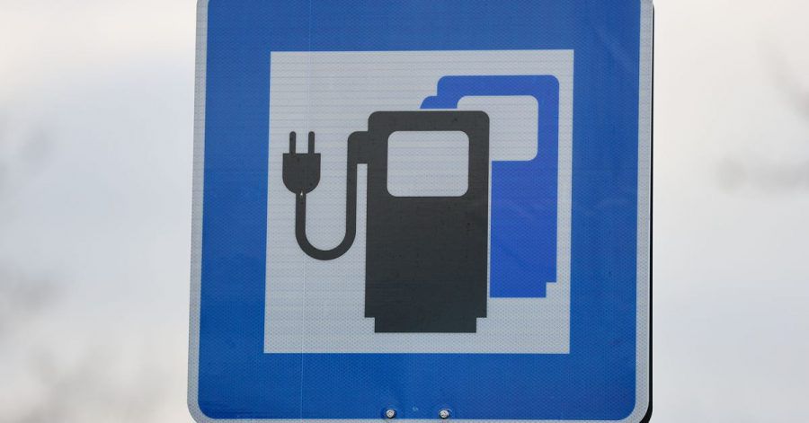 Der EU-Rechnungshof sieht noch viele Hindernisse bei der Ladeinfrastruktur in Europa und fordert etwa gemeinsame Mindeststandards und einheitliche Bezahlsysteme.