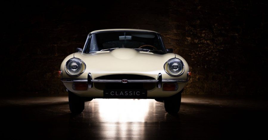 Mehr «Roarrr» als «Miau»: Das kurvige Design des potenten E-Types begeistert nun schon seit 60 Jahren.