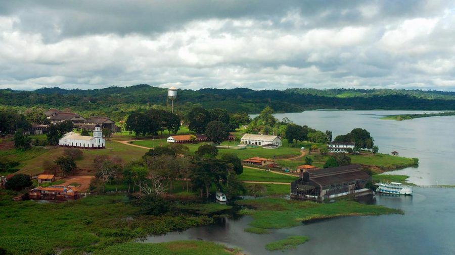 Eigentlich ein idyllischer Anblick: "Fordlandia" im brasilianischen Dschungel (kms/spot)