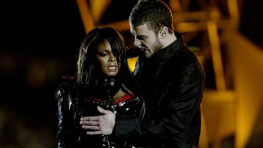 Janet Jackson und Justin Timberlake beim Super Bowl 2004. (cos/spot)