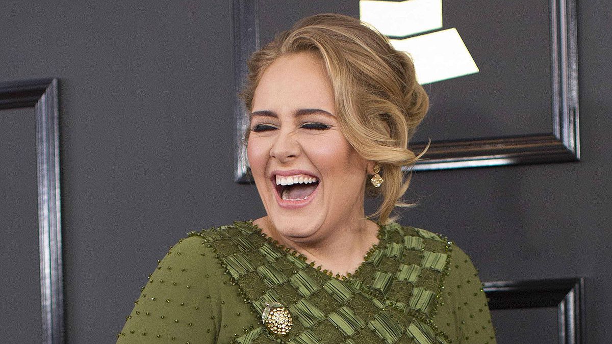 Adele Wird Sie Wegen Der Pandemie Jetzt Strassenmusikerin