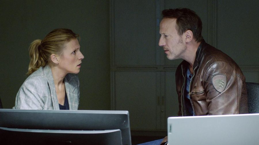"Tatort: Macht der Familie": Grosz (Franziska Weisz) und Falke (Wotan Wilke Möhring) durschauen langsam die Zusammenhänge (cg/spot)