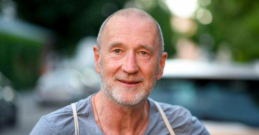 Peter Lohmeyer malt und zeichnet gern.