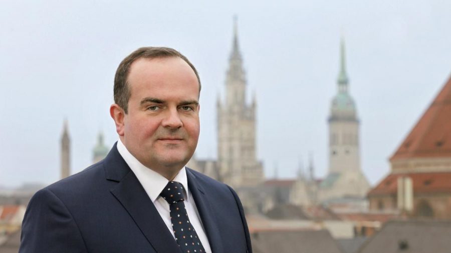 Clemens Baumgärtner ist seit März 2019 Referent für Arbeit und Wirtschaft der Stadt München - und somit offiziell Chef der Wiesn. (wag/spot)