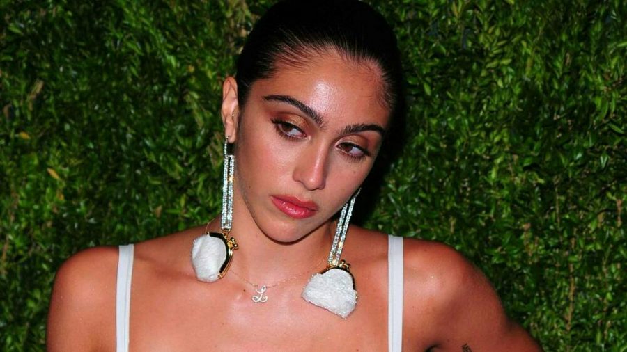 Lourdes Leon bei einem Auftritt in New York. (hub/spot)