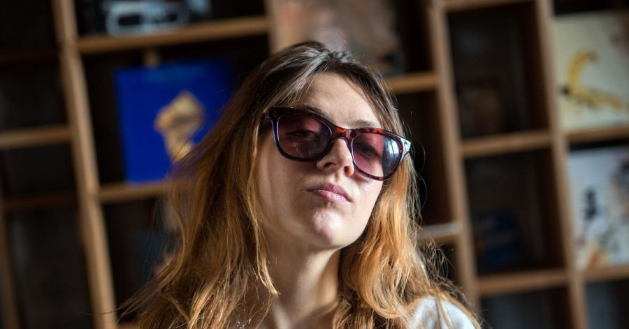 Die Rapperin Haiyti (Ronja Zschoche).