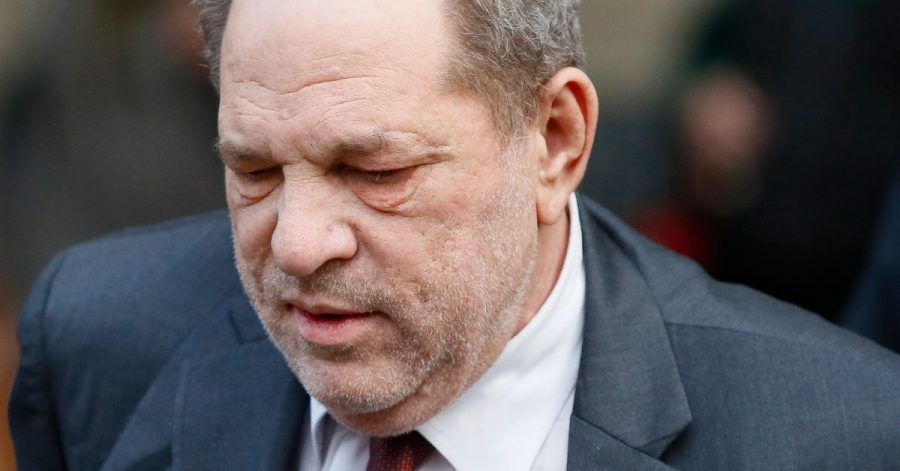 Der verurteilte Vergewaltiger und Ex-Filmmogul Harvey Weinstein will seinen Prozess neu aufrollen lassen.