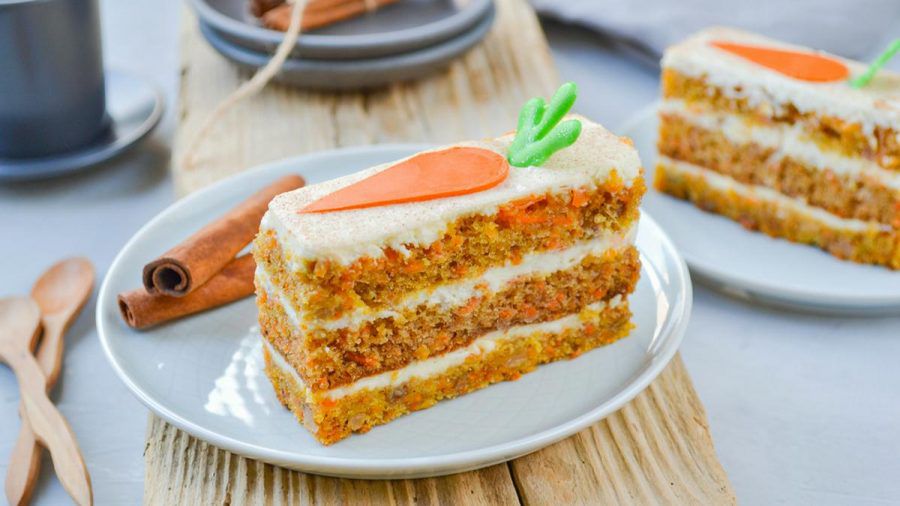 Rüblikuchen ist ein Klassiker auf der Ostertafel. (cos/spot)