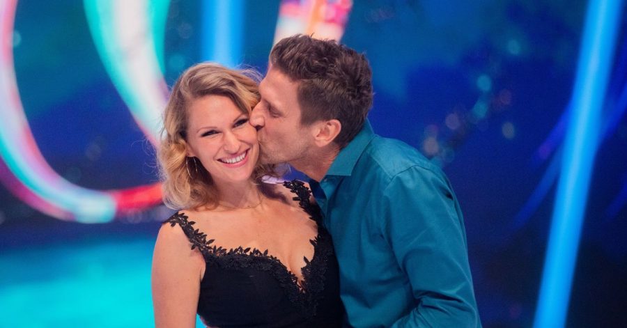 Peer Kusmagk und seine Frau Janni Hönscheid 2019 nach der Livesendung der SAT.1-Show "Dancing on Ice".
