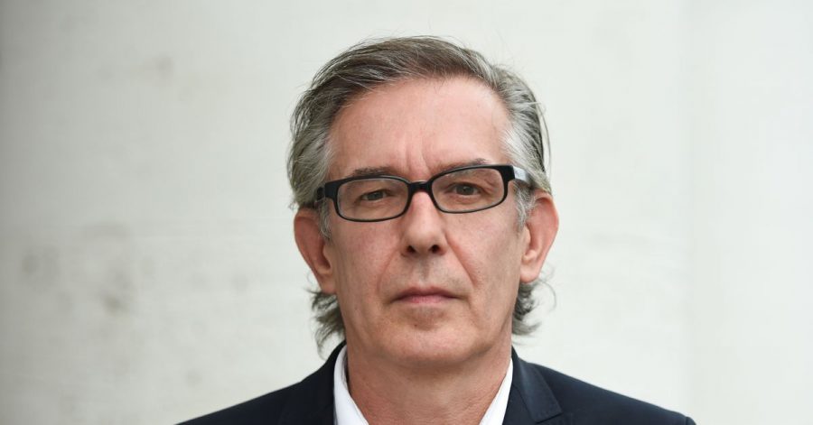 Der Autor Ulrich Peltzer 2015 in Frankfurt am Main.