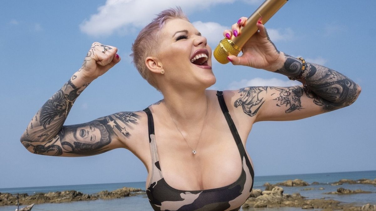 Nackt playboy melanie müller Big Wegen