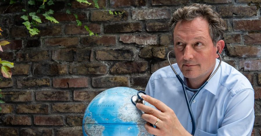 Der Mediziner Eckart von Hirschhausen hat ein Buch über Klimawandel und Corona-Krise geschrieben. Ersagt: «Wir könnten es schöner haben - und viel gesünder»