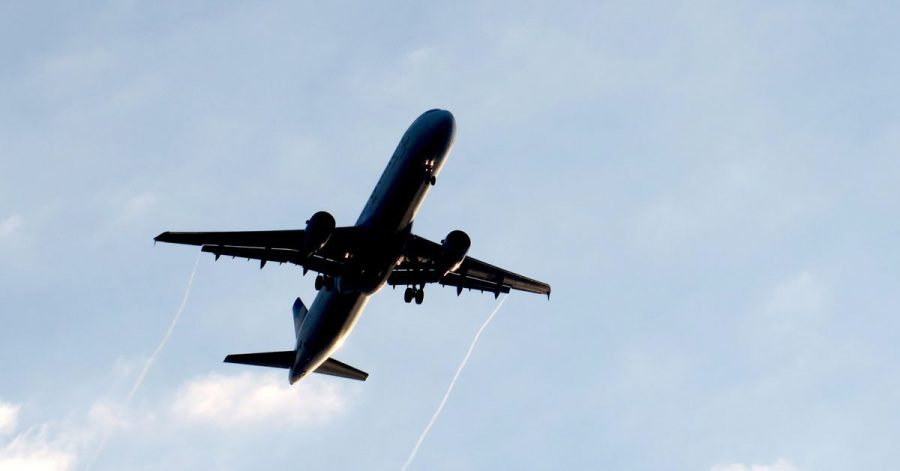 Eine Flugbuchung per Internet kann frustrierend sein, wenn der anfangs günstige Preis am Ende doch nicht zu haben ist.