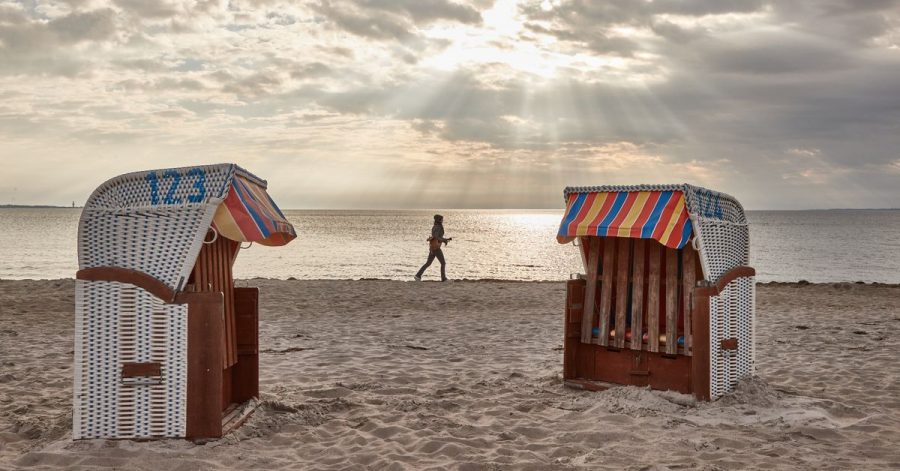 Zunächst waren es nur Modellregionen, nun empfängt ganz Schleswig-Holstein wieder Urlauber.